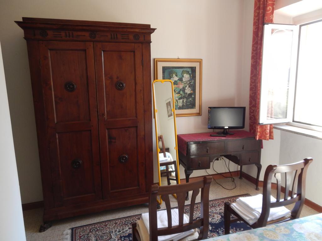 Residence Il Colle Collestrada Chambre photo